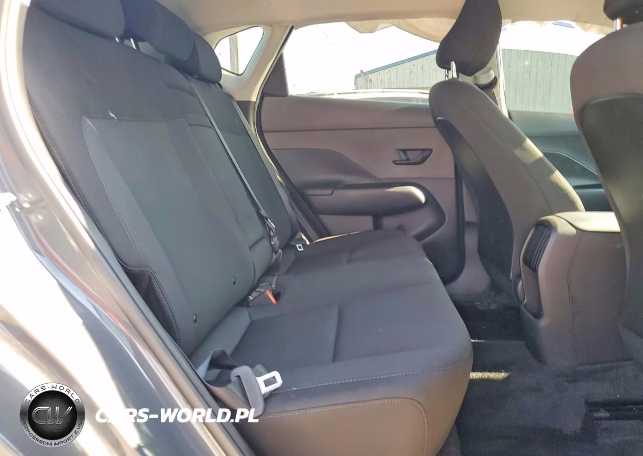 2025 Hyundai Kona Se VIN:KM8HA3ABXSU235014 - 10