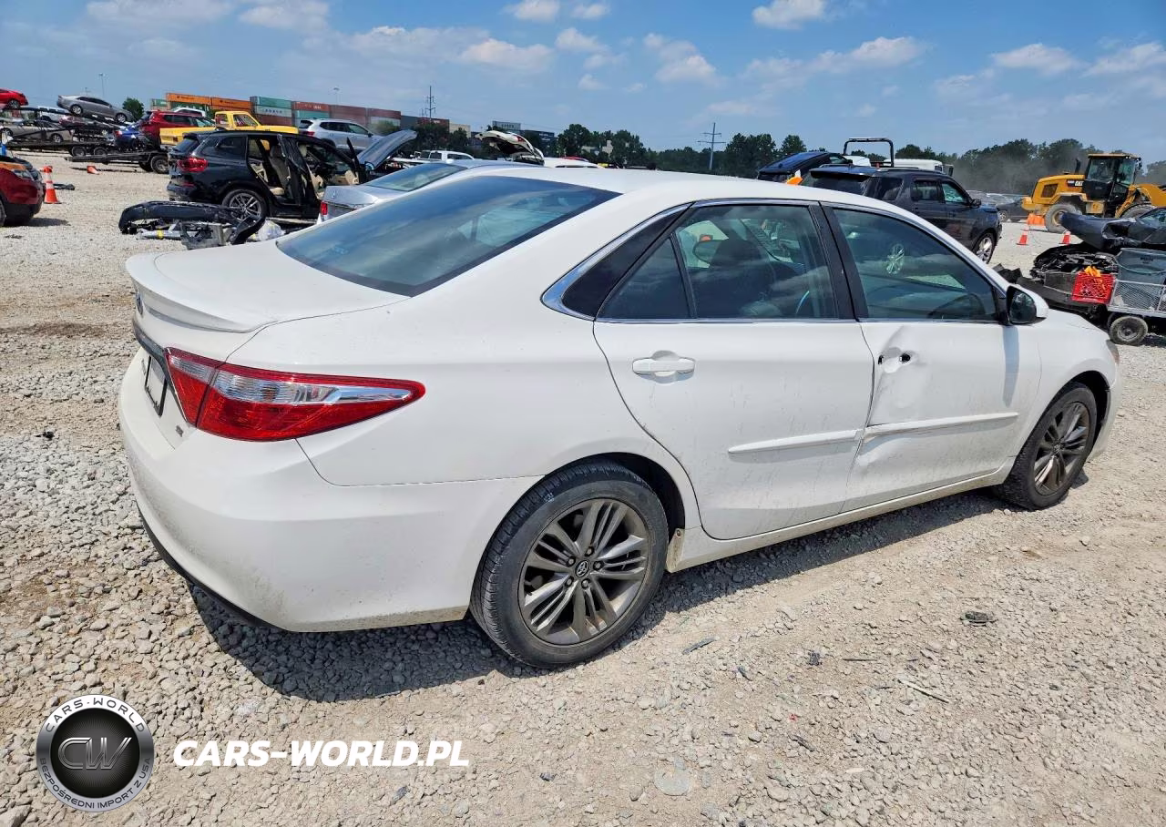 2017 Toyota Camry Se VIN:4T1BF1FK9HU280023 - 3