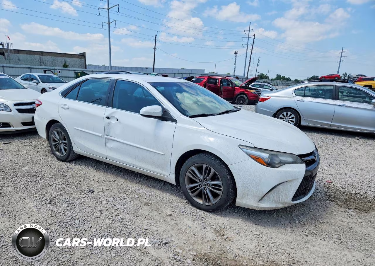 2017 Toyota Camry Se VIN:4T1BF1FK9HU280023 - 4