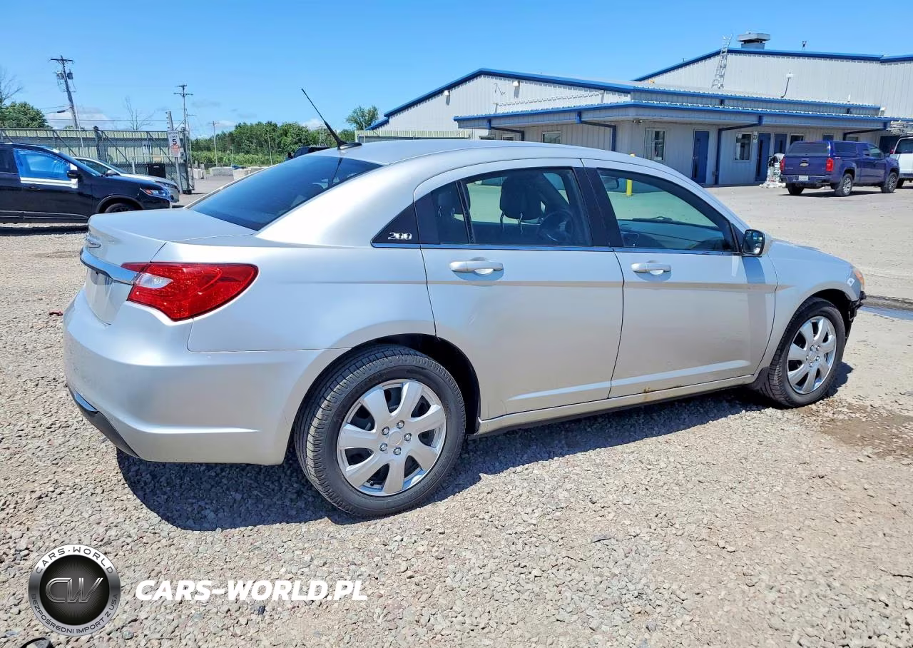 2011 Chrysler 200 Lx VIN:1C3BC4FB9BN545821 - 3