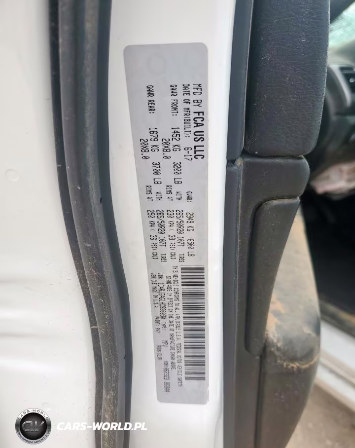 2017 Jeep Grand Cherokee Laredo VIN:1C4RJEAG1HC930030 - 14