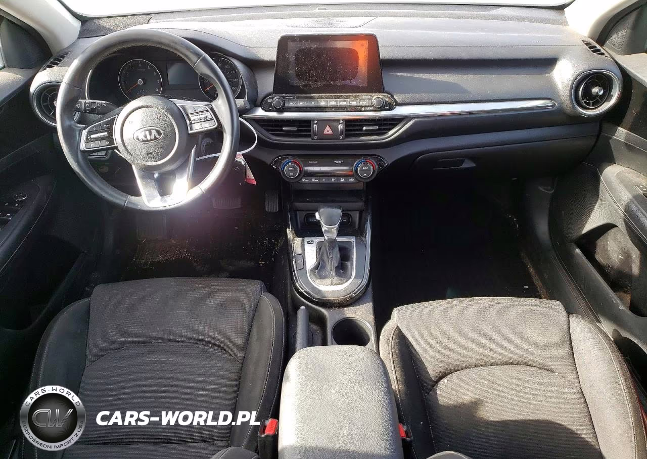 2019 Kia Forte S VIN:3KPF34AD9KE087577 - 8