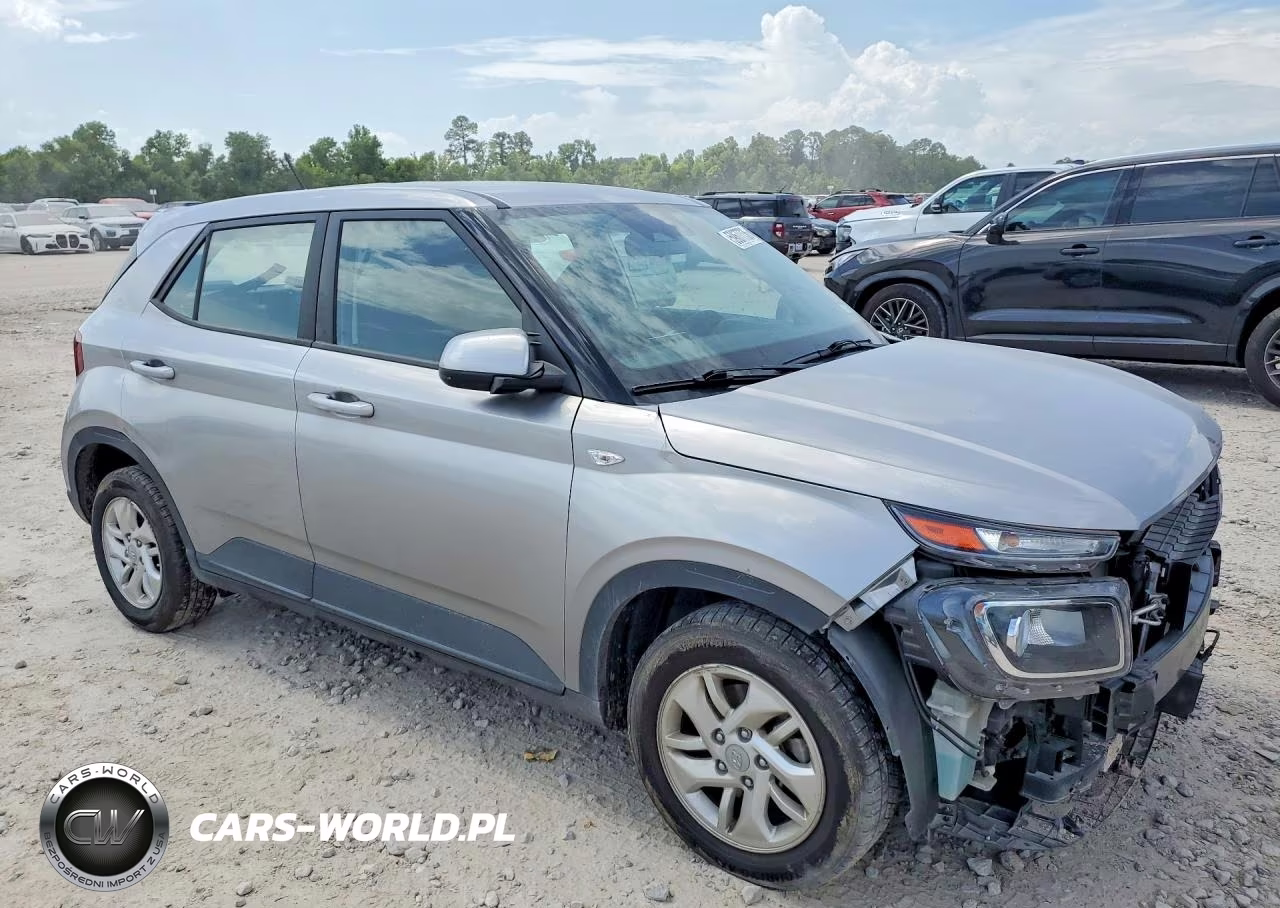 2023 Hyundai Venue Se VIN:KMHRB8A36PU254061 - 4