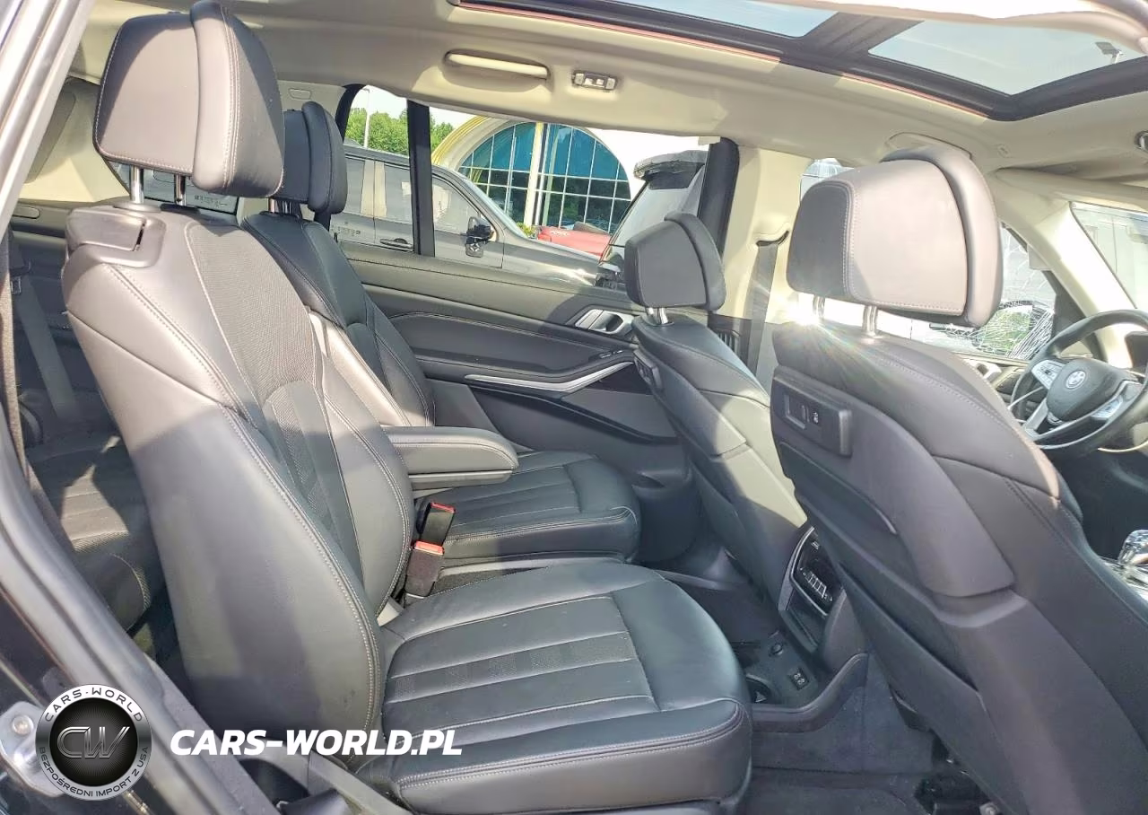 2019 BMW X7 xDrive50I VIN:5UXCX4C57KLB40346 - 11