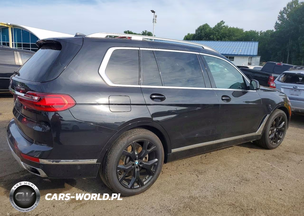 2019 BMW X7 xDrive50I VIN:5UXCX4C57KLB40346 - 3