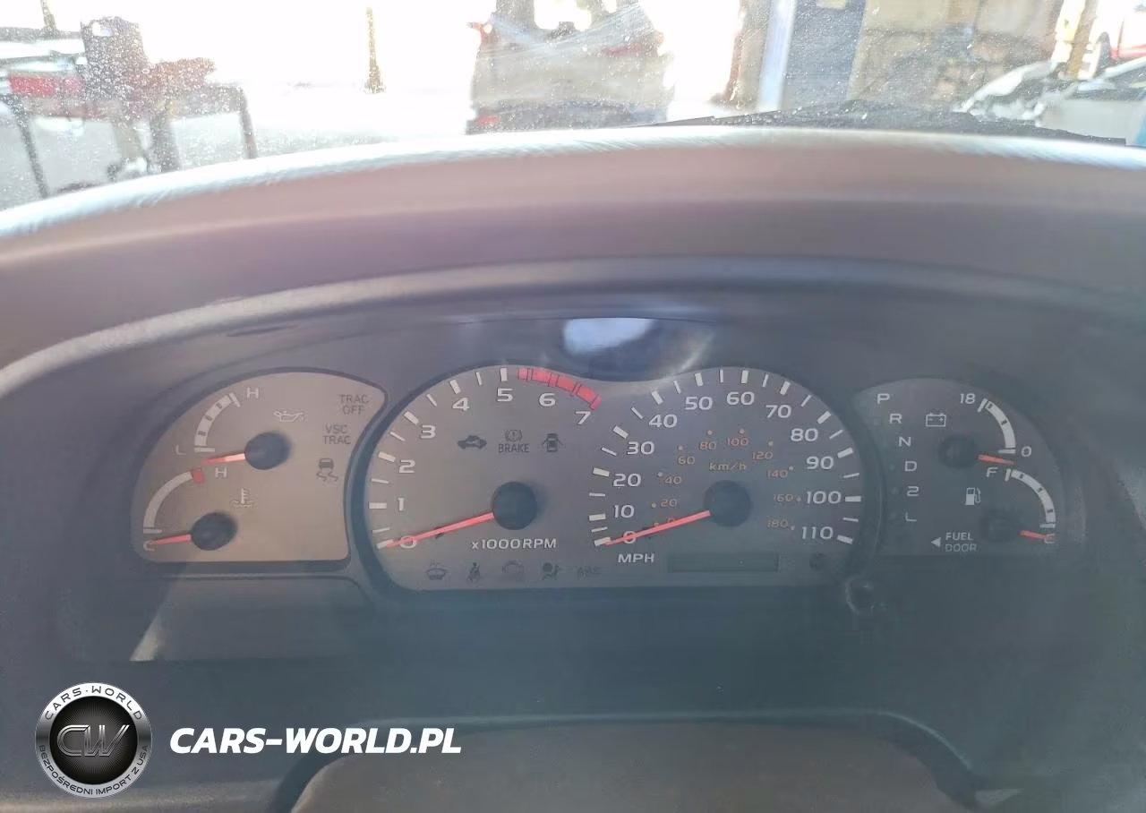 2002 Toyota Sequoia Sr5 VIN:5TDZT34A02S073128 - 9