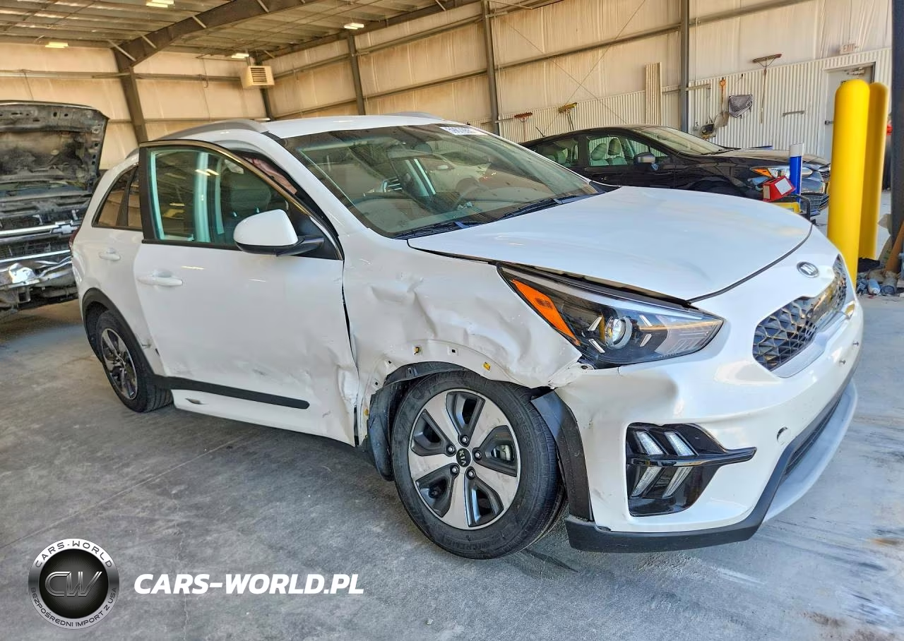 2020 Kia Niro Lx VIN:KNDCB3LC1L5424762 - 4