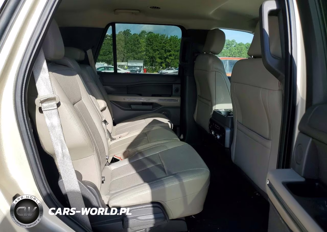 2018 Ford Expedition Xlt VIN:1FMJU1HT7JEA29136 - 11