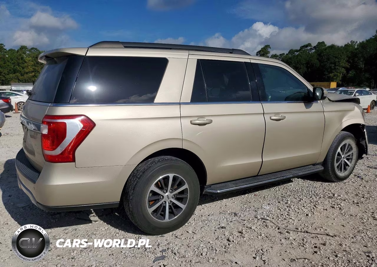 2018 Ford Expedition Xlt VIN:1FMJU1HT7JEA29136 - 3