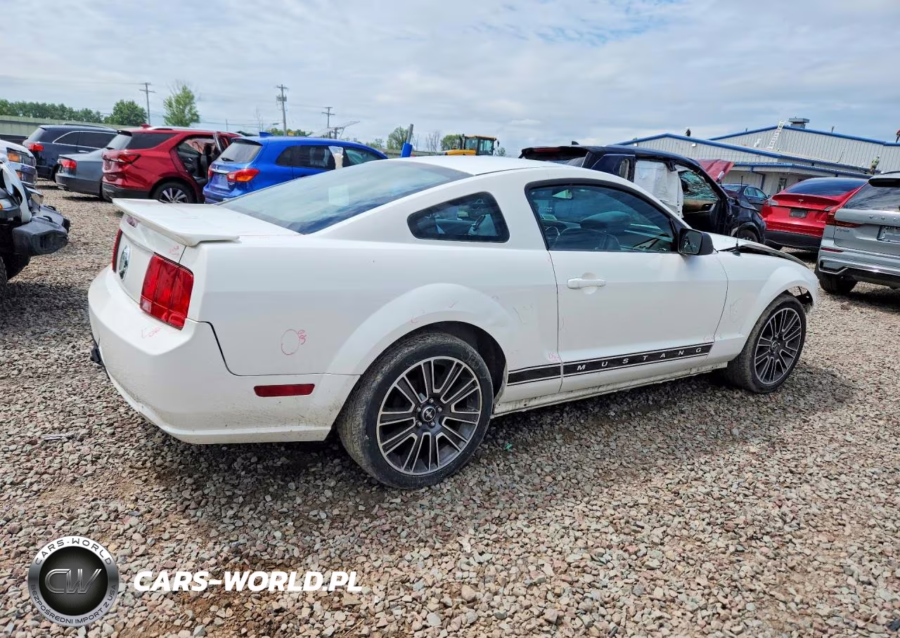 2007 Ford Mustang VIN:1ZVHT80N075258145 - 3