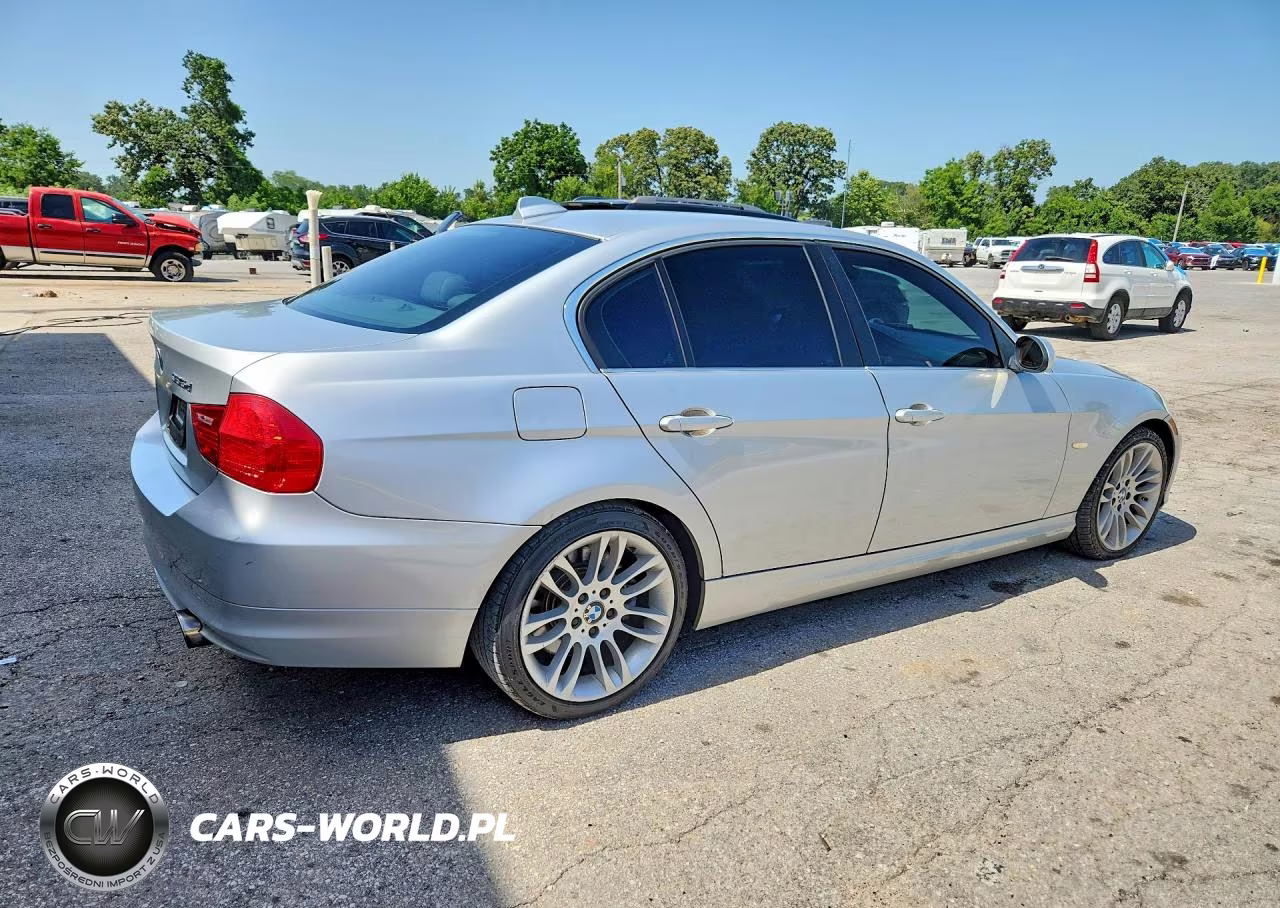 2011 BMW 335 D VIN:WBAPN7C51BA779953 - 3