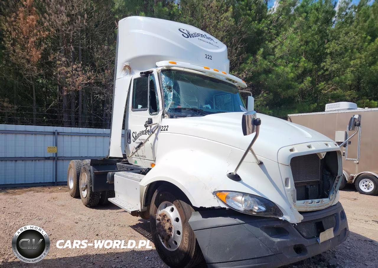 2017 International Prostar Semi Truck VIN:3HSDJAPR3HN674503 - 4
