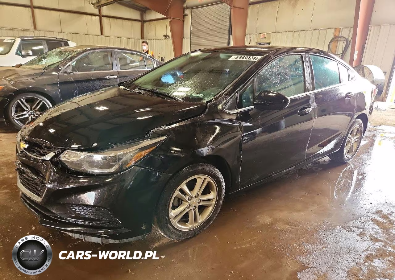 2017 Chevrolet Cruze Lt – zdjęcie 1 z 12