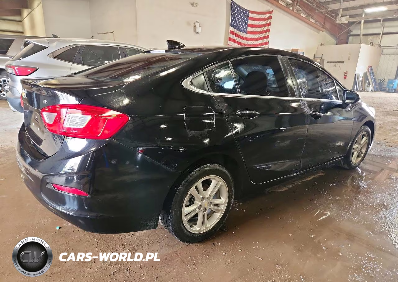 2017 Chevrolet Cruze Lt VIN:1G1BE5SM9H7147999 - 3
