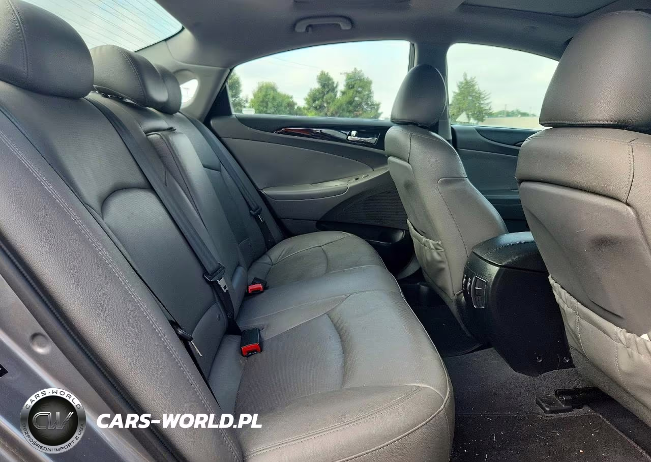 2013 Hyundai Sonata Limited VIN:5NPEC4AC4DH686064 - 10