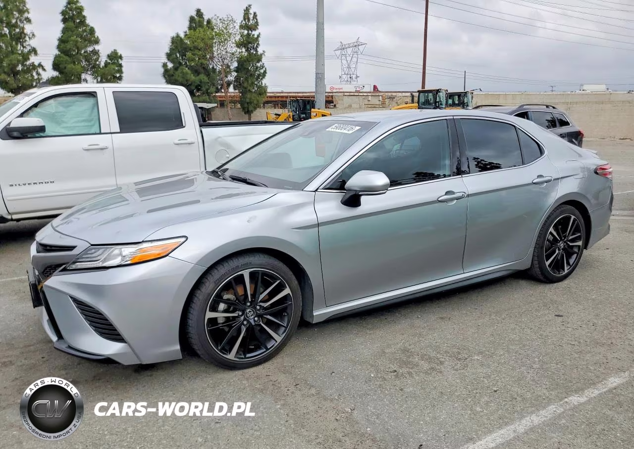 2020 Toyota Camry Xse – zdjęcie 1 z 12