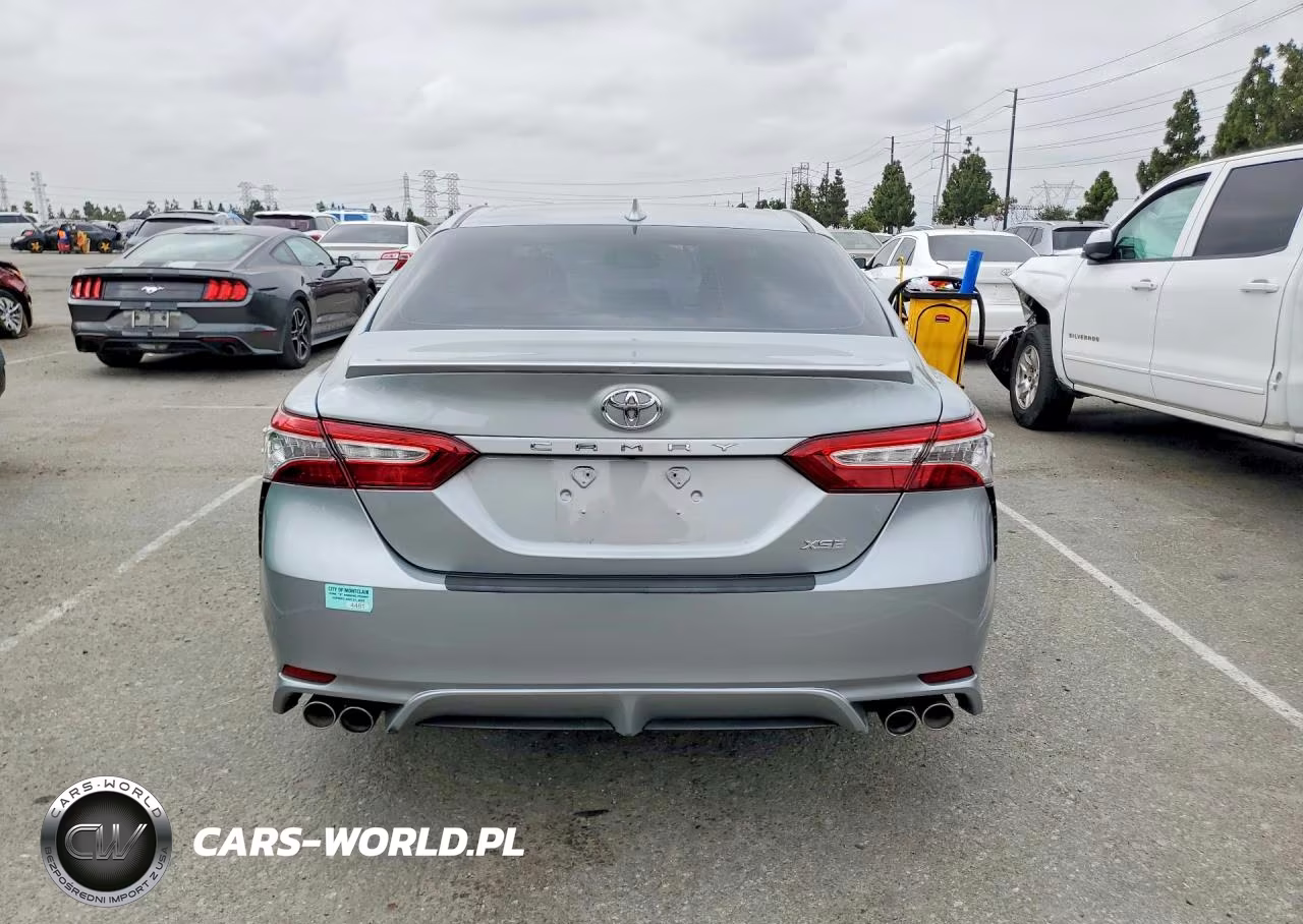 2020 Toyota Camry Xse VIN:4T1K61AK7LU890597 - 6