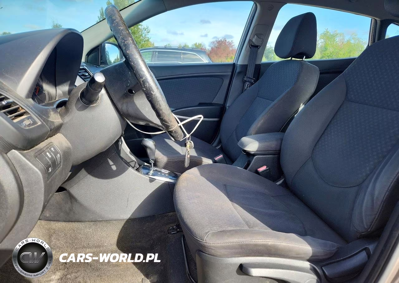 2012 Hyundai Accent Se VIN:KMHCU5AE4CU053687 - 7