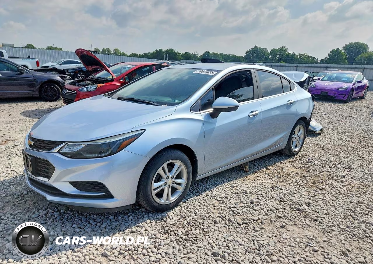 2018 Chevrolet Cruze Lt – zdjęcie 1 z 13