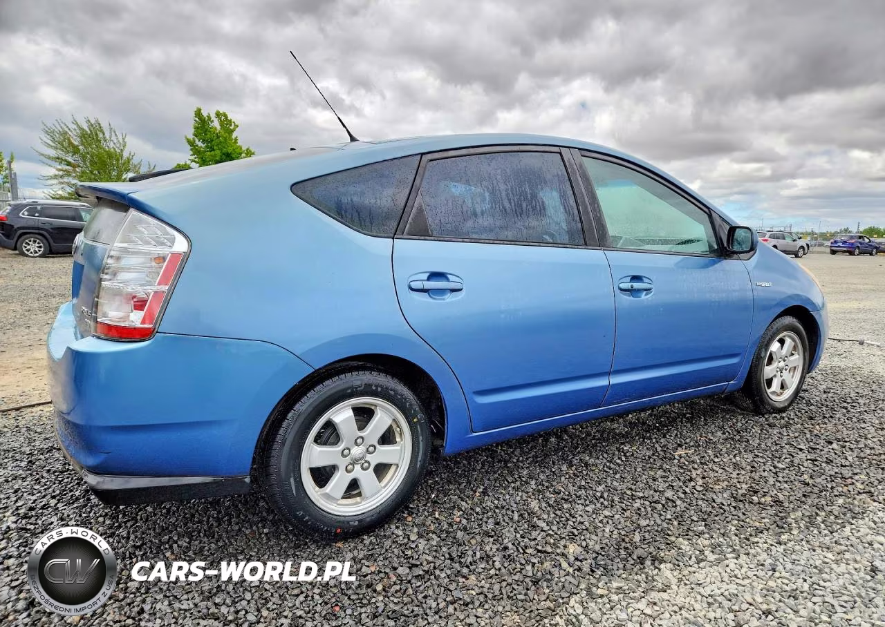 2007 Toyota Prius Base VIN:JTDKB20U677620001 - 3