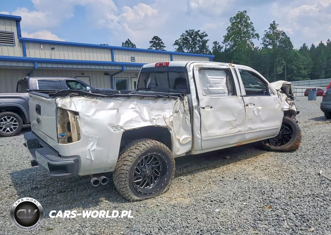 2017 Chevrolet Silverado K1500 Lt VIN:3GCUKRECXHG123010 - 3