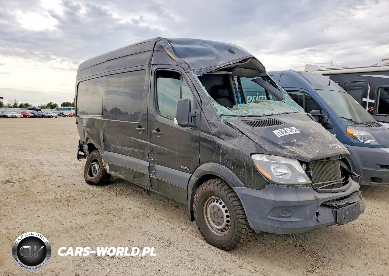 2015 Mercedes-Benz Sprinter 2500 Delivery Van VIN:WD3PE7CC8FP111534 - 4