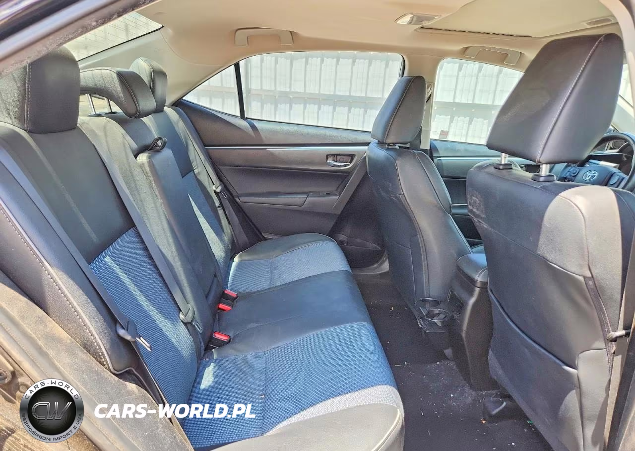 2015 Toyota Corolla S Plus VIN:5YFBURHE0FP204300 - 10