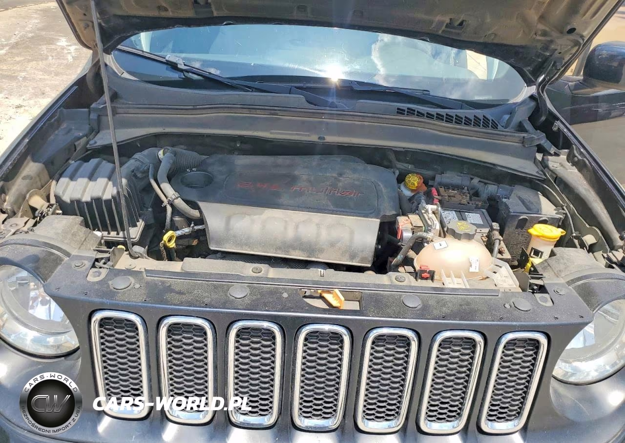 2018 Jeep Renegade Latitude VIN:ZACCJABB4JPH37714 - 11