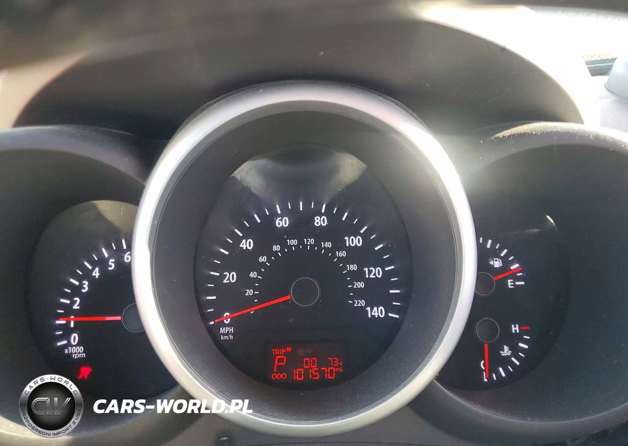 2013 Kia Soul + VIN:KNDJT2A64D7536943 - 9