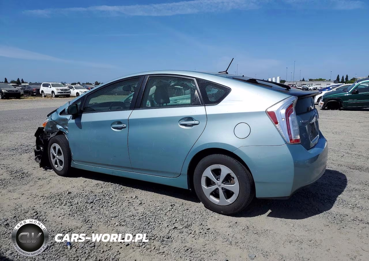 2013 Toyota Prius Four VIN:JTDKN3DUXD1724089 - 2