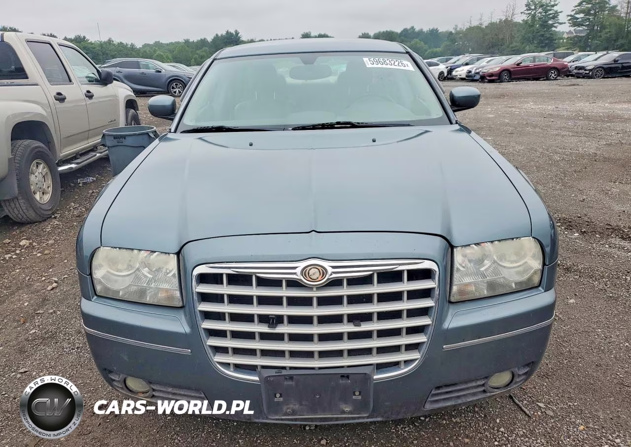 2005 Chrysler 300 Touring VIN:2C3JK53G65H624784 - 5