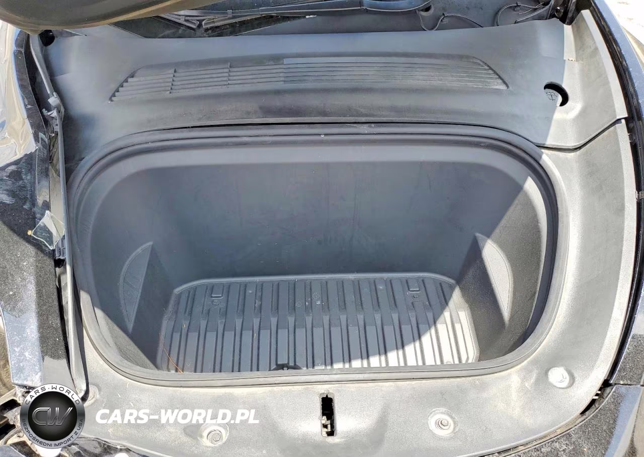 2021 Tesla Model Y VIN:5YJYGDEE7MF138751 - 11