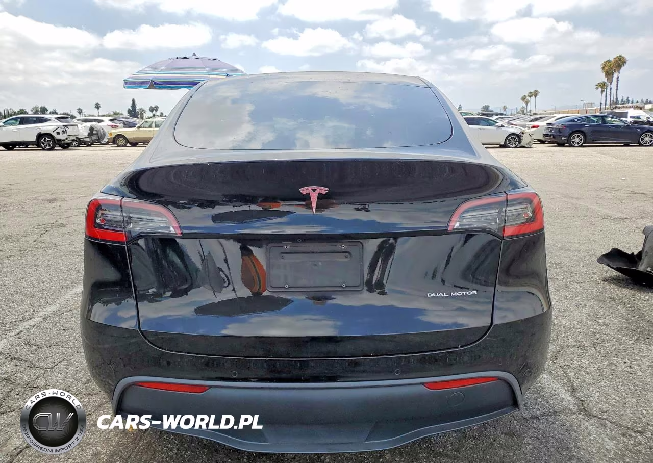 2021 Tesla Model Y VIN:5YJYGDEE7MF138751 - 6