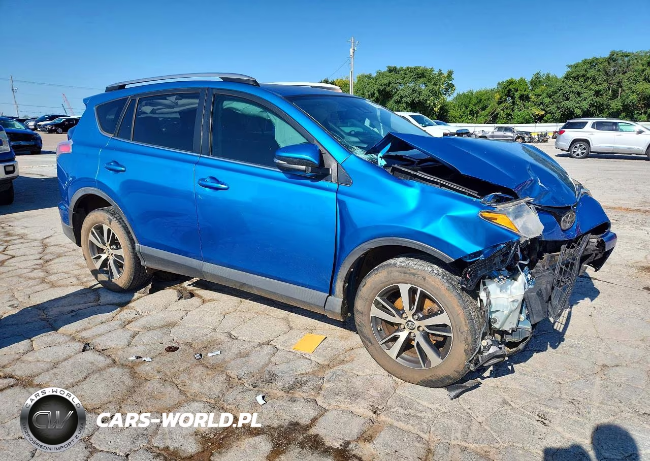 2017 Toyota Rav4 Xle VIN:JTMWFREV8HJ100760 - 4