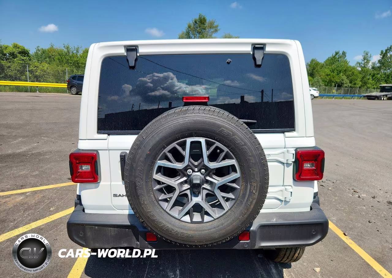 2025 Jeep Wrangler Sahara VIN:1C4PJXEN4SW609939 - 6
