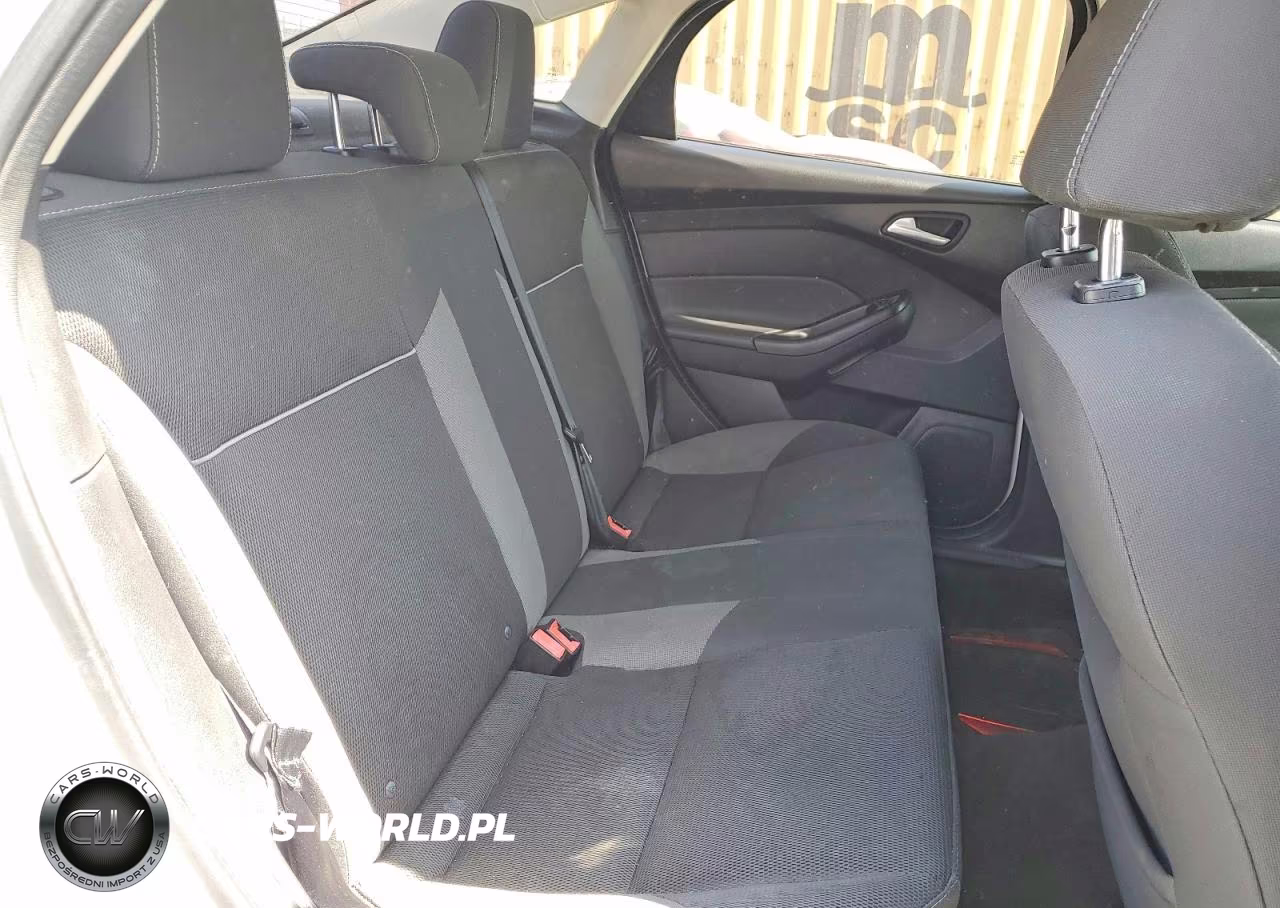 2014 Ford Focus Se VIN:1FADP3F27EL110840 - 10