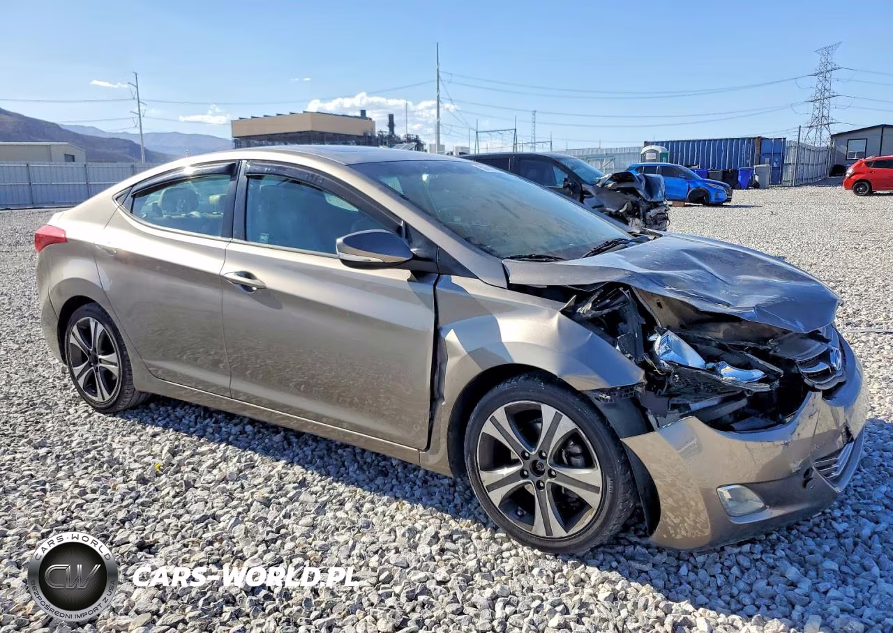 2013 Hyundai Elantra Limited VIN:5NPDH4AE3DH295485 - 4