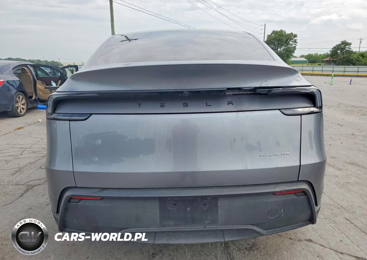 2026 Tesla Model Y VIN:7SAYGDEE6TA595632 - 6