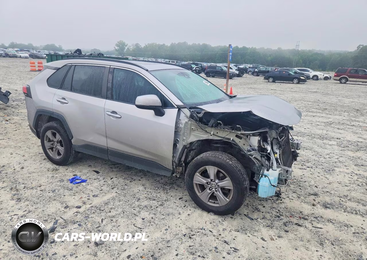 2022 Toyota Rav4 Xle VIN:2T3W1RFVXNW189032 - 4