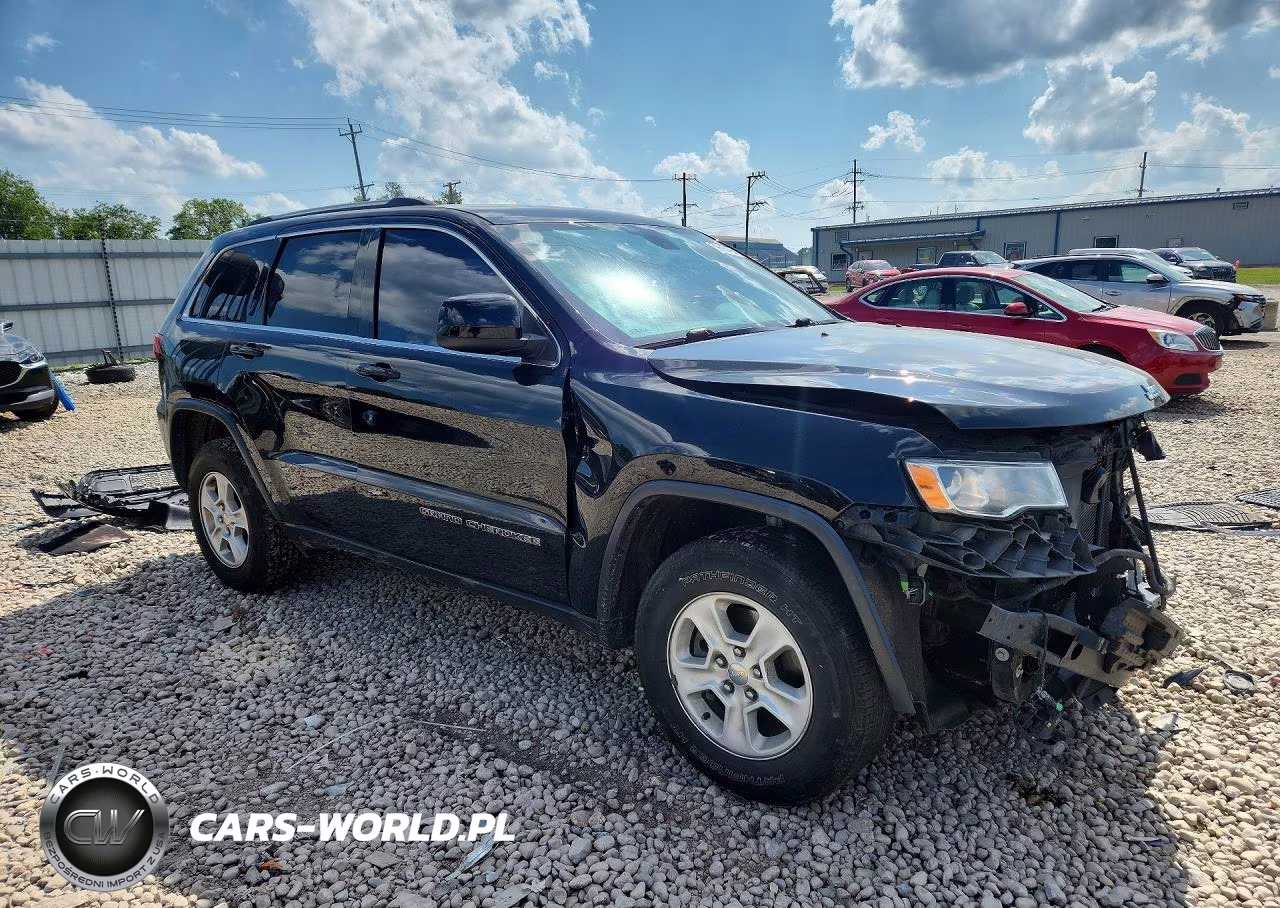 2017 Jeep Grand Cherokee Laredo VIN:1C4RJFAG6HC963210 - 4