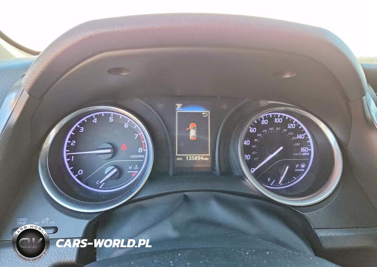 2018 Toyota Camry Se VIN:4T1B11HK5JU068785 - 9