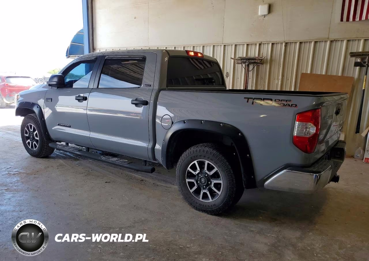 2018 Toyota Tundra VIN:5TFEY5F12JX231339 - 2