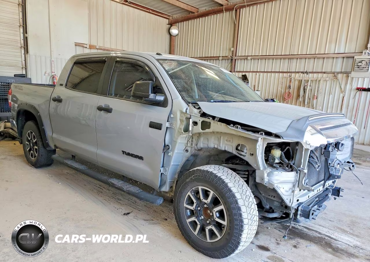2018 Toyota Tundra VIN:5TFEY5F12JX231339 - 4