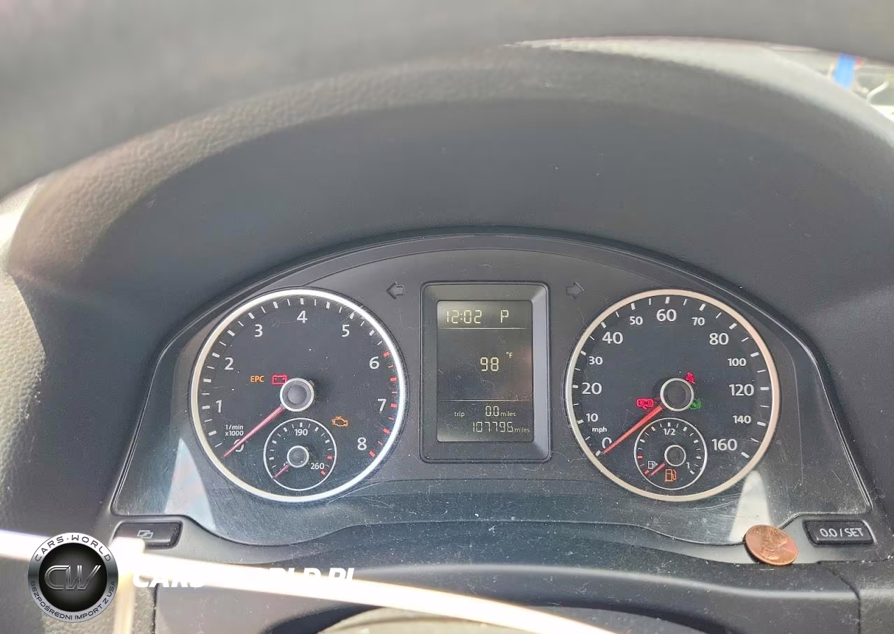 2011 Volkswagen Tiguan S VIN:WVGAV7AXXBW561313 - 9
