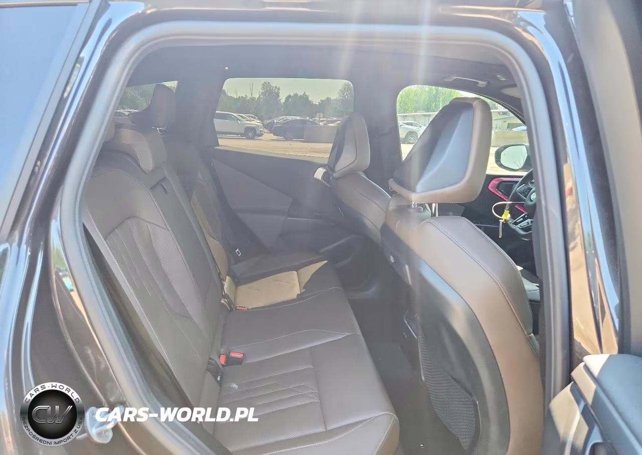 2025 BMW X3 30 xDrive VIN:5UX53GP08S9Y42853 - 11