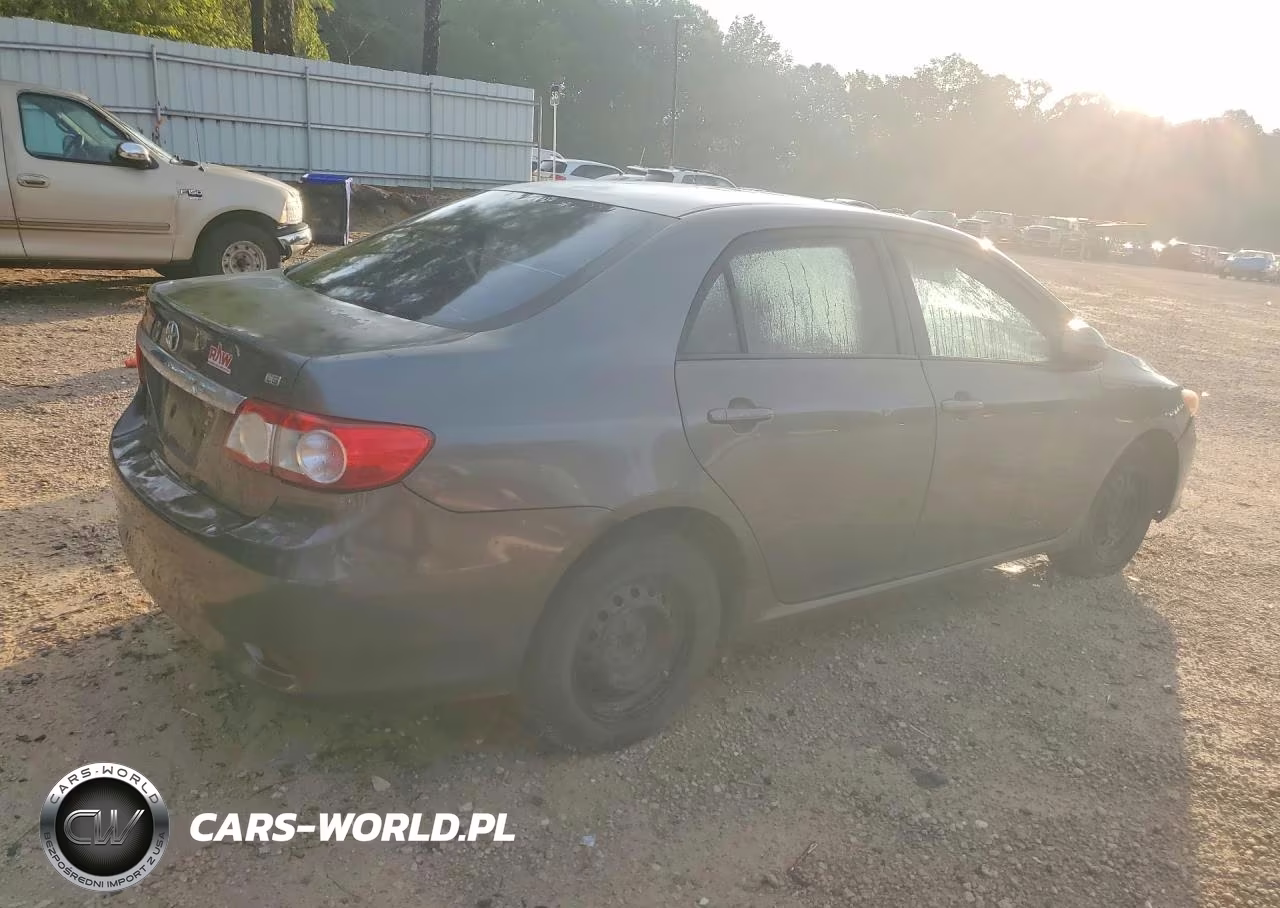 2011 Toyota Corolla Le VIN:2T1BU4EE8BC571303 - 3