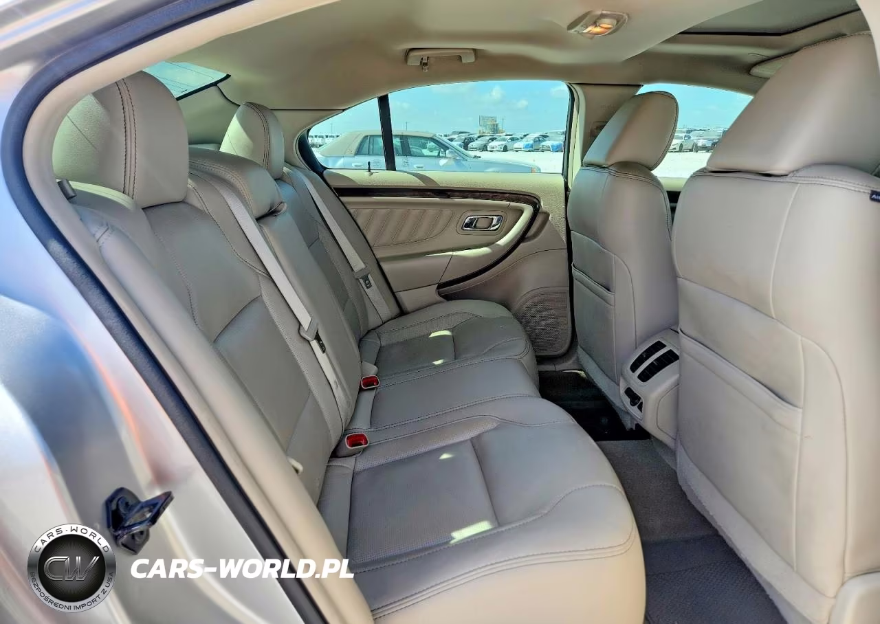 2012 Ford Taurus Limited VIN:1FAHP2FW3CG117773 - 10