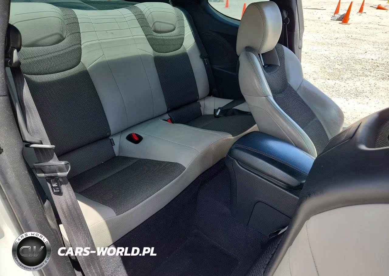 2013 Hyundai Genesis Coupe 2.0T VIN:KMHHT6KD3DU091997 - 10