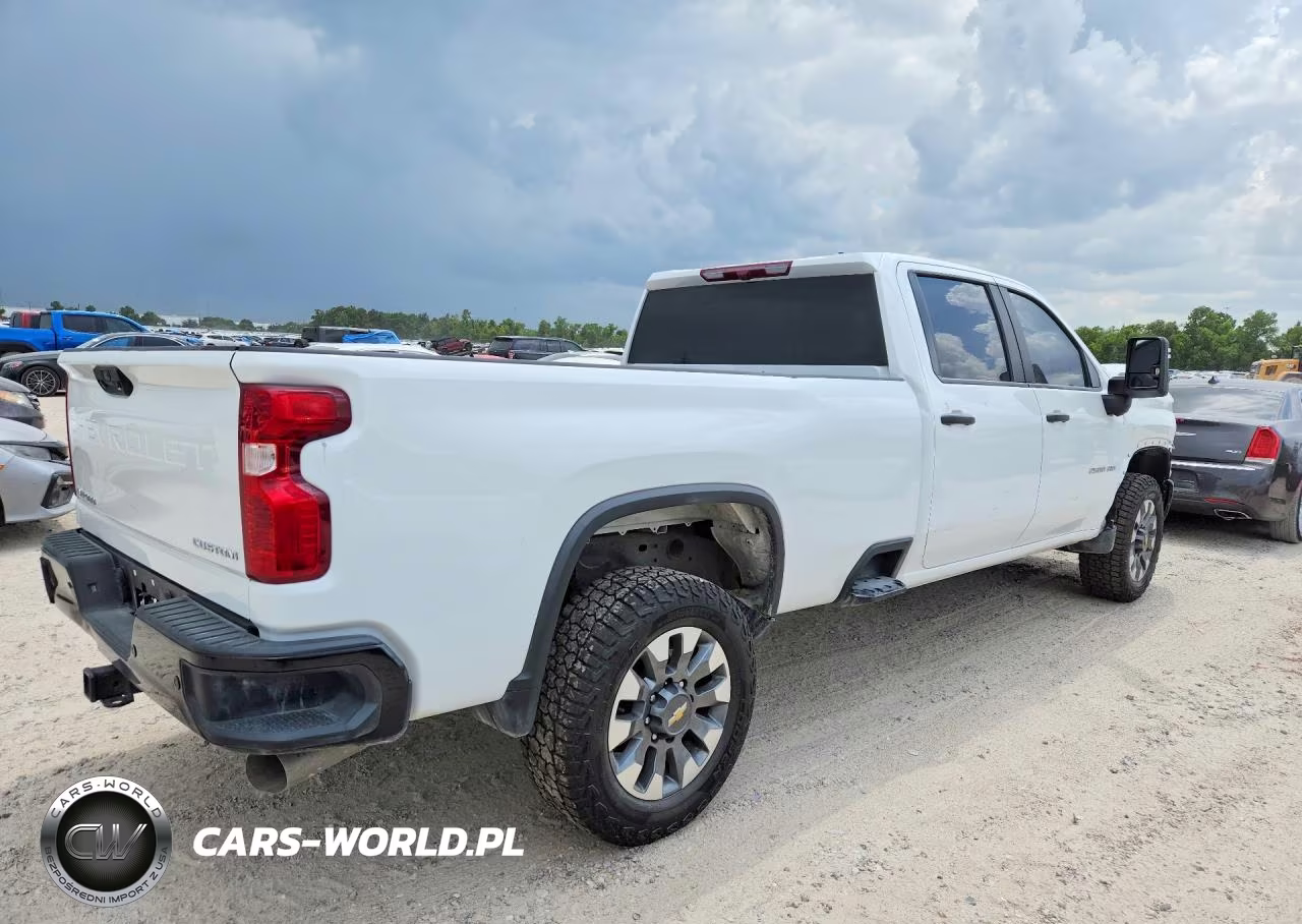 2025 Chevrolet 2500 VIN:1GC4KMEY7SF170292 - 3