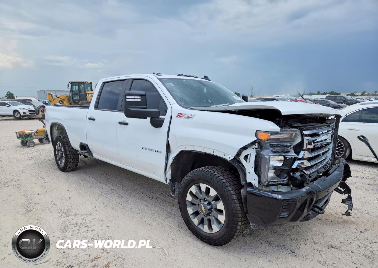 2025 Chevrolet 2500 VIN:1GC4KMEY7SF170292 - 4